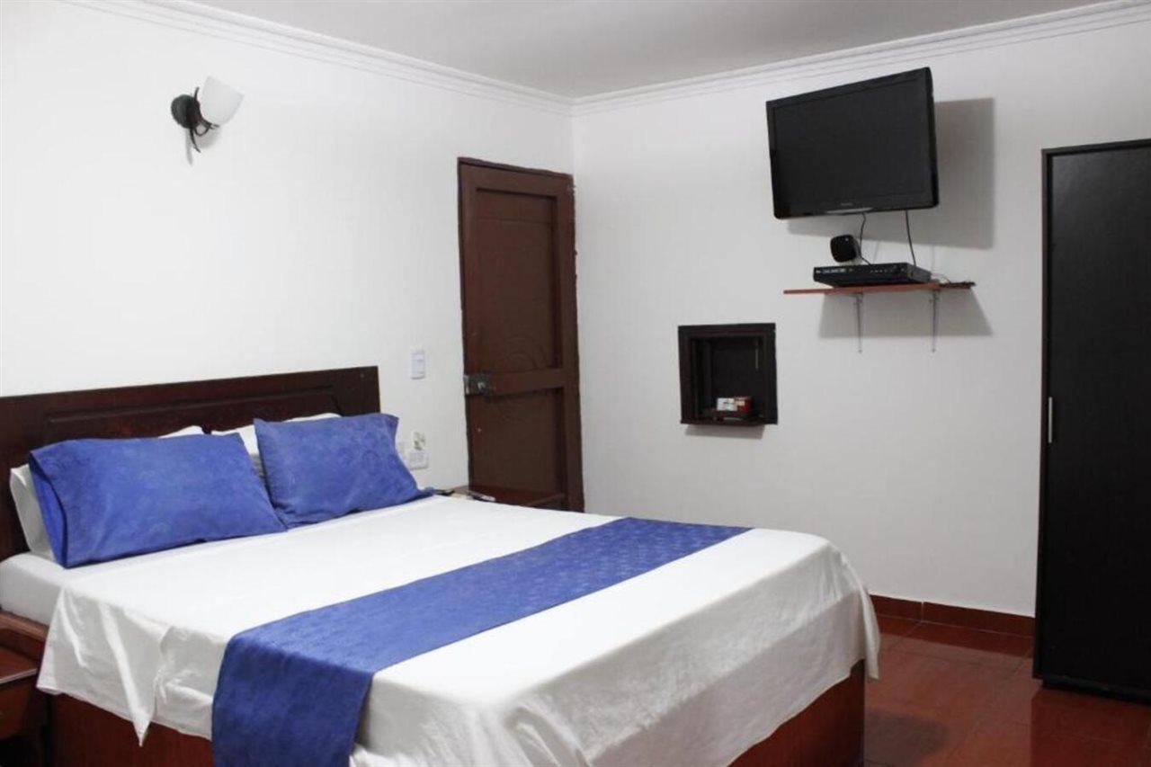 Hotel Avenida 3 Real En El Norte De Cali Exteriör bild